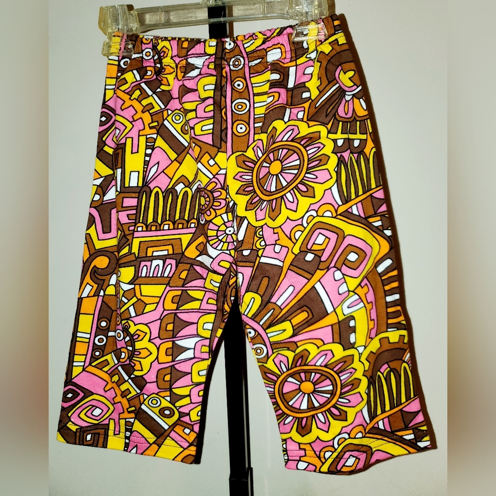 Peace Of Cake Colorful Geometric Shorts NWT